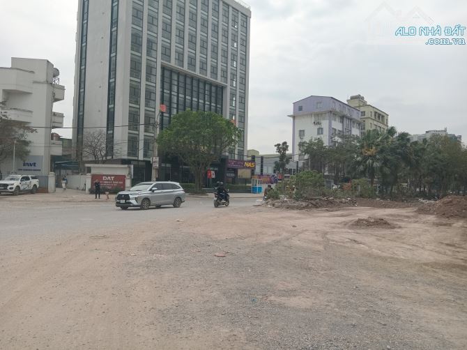 Bán mảnh đất mặt phố Tân Mai (Đường Vành đai 2.5 sắp hoàn thành )1150m2, MT 28m, Giá 90 tỷ - 1