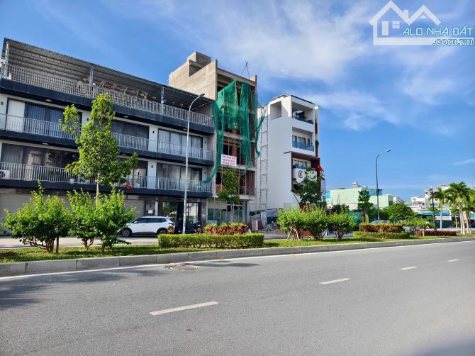 Bán các lô thường và lô góc của Hà Quang 1. Diện tích từ 75 đến 374 m2.   7.7