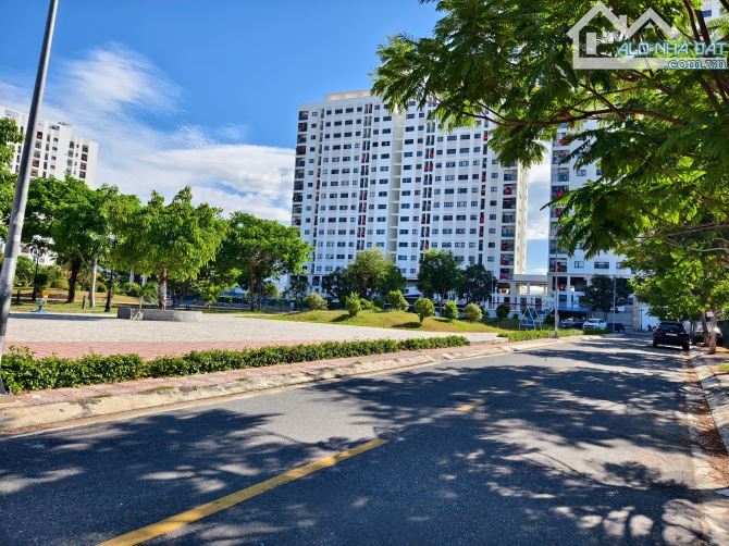 Bán các lô thường và lô góc của Hà Quang 1. Diện tích từ 75 đến 374 m2.   7.7 - 1