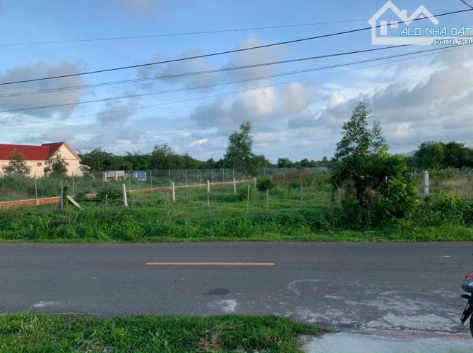 1140m2 thổ cư 200m đất đường Nguyễn Huệ, Phước Long Thọ , Long Đất , BRVT Giá 3,1 tỷ - 2
