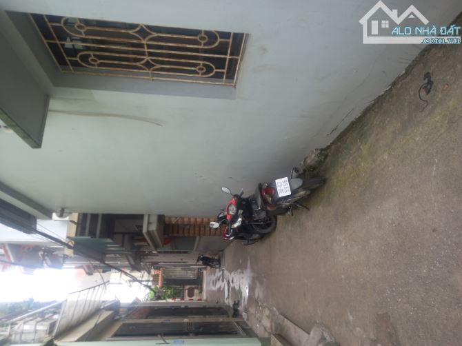 BÁN NHÀ KHUYẾN LƯƠNG. VỊ TRÍ ĐẸP . NHÀ 4 TẦNG .MT 3,3M . GIÁ 5.6 TỶ . NHANH KO HẾT - 4