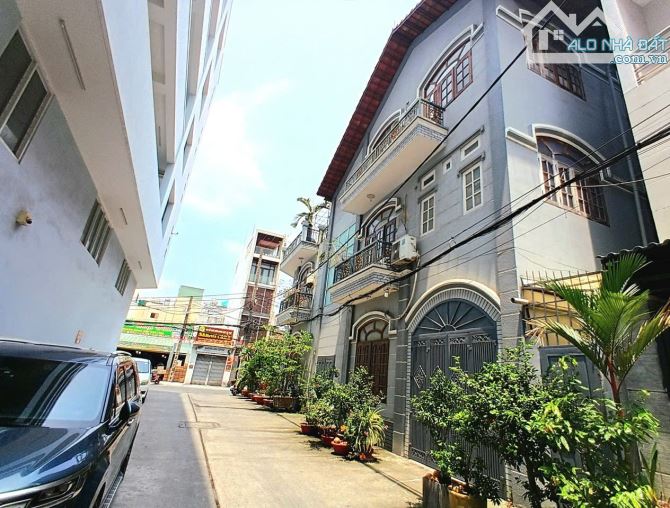 BÁN BIỆT THỰ CỔ 2 MẶT TIỀN LÊ THỊ BẠCH CÁT, P.11, Q.11 – 168M² – 3 TẦNG – 36 TỶ - 1