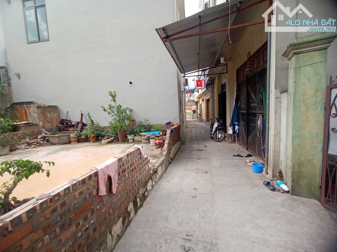 🌟 BÁN ĐẤT ĐẸP NGAY SÂN BÓNG VÂN CANH - DT 42m², GIÁ 5.25 TỶ 🌟 - 1