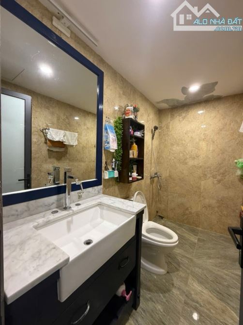 Bán Chung cư 3 ngủ phố Trịnh Đình Cửu, Hoàng Mai. - 1