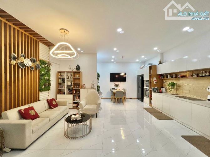Bán biệt thự đẹp 1/ An Dương Vương, An Lạc, Bình Tân, 7x20m, 2 tầng mái ngói, giá 10.5 tỷ - 1