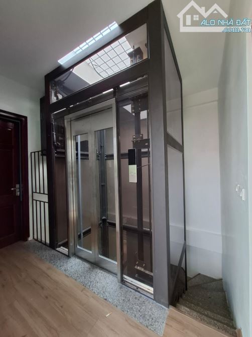 SIÊU PHẨM BÀ TRIỆU 58M2, 5 TẦNG THANG MÁY CHỈ 11 TỶ 1 NHÀ RA MẶT PHỐ CẠNH BÃI XE Ô TÔ - 1