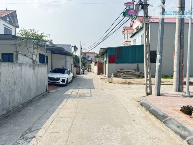 CC NHỜ BÁN 47M2 LỖ GIAO - CẠNH DỰ ÁN SVĐ QATAR - TRỤC CHÍNH KINH DOANH OTO TRÁNH - 1