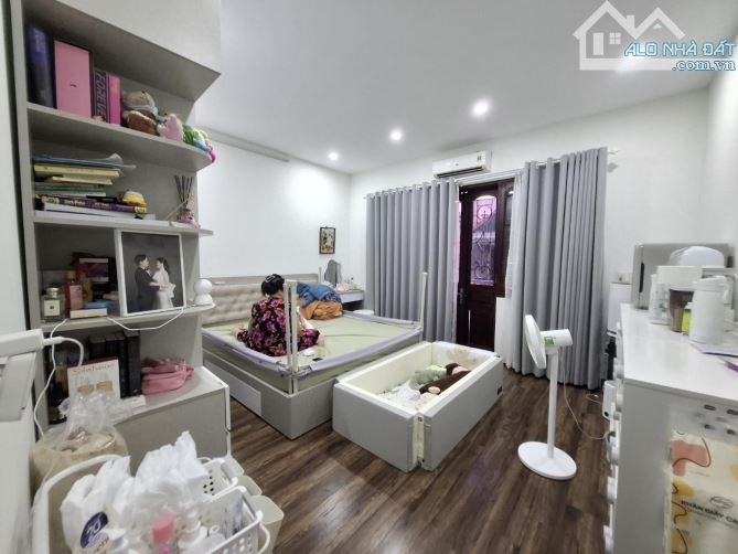 PHÂN LÔ TRẦN QUỐC HOÀN - CẦU GIẤY - Ô TÔ TRÁNH - KINH DOANH - 2 THOÁNG - Ở SƯỚNG - DT58m2 - 1