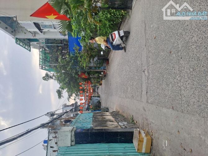 BÁN NHÀ LÔ GÓC 2 MẶT TIỀN – THẠNH LỘC 41, QUẬN 12 – 176m² – GIÁ CHỈ 6.4 TỶ - 1