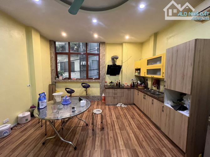 Bán nhà phố Trương Định Hoàng Mai, 2 mặt tiền ô tô tránh, tiện KD, 4 tầng 48m2 giá 20. - 1