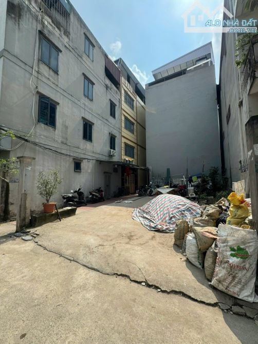 MẢNH ĐẤT TÂN THUỴ LONG BIÊN 87M MT 6M GIÁ 169TR/m OTO LÔ GÓC LÀM VP HAY XƯỞNG CŨNG ĐẸP RẺ - 1