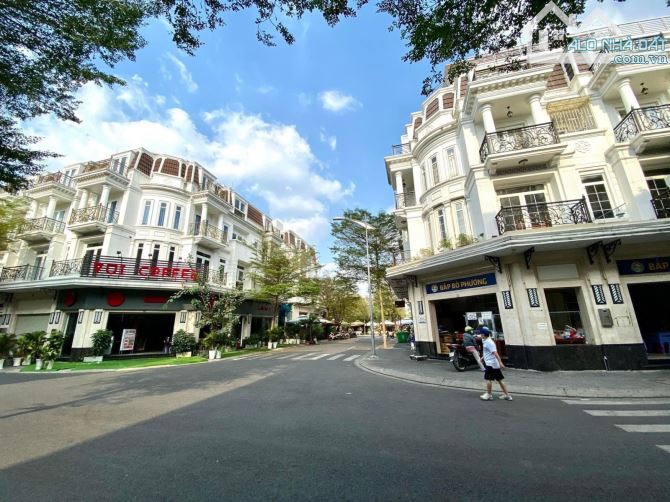 Bán Nhà Cityland Center Hills Gò Vấp - Mặt Tiền 18m Cực Đẹp, Trệt Lửng 3 Lầu, 4PN - 1