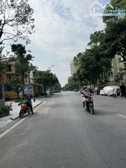 🔥 SIÊU HIẾM – BIỆT THỰ XÂY THÔ – KĐTM- VIỆT HƯNG – GIẢ CHÀO 58TỶ 🔥 - 1