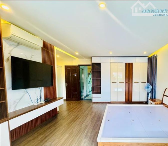 bán nhà 4 tầng có thang máy mặt đường đồng thiện 97m2 ngang 6,5m giá 12 tỷ có tt - 1