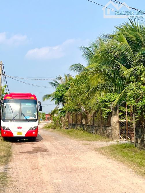 Đất mặt tiền đường 3/2 ngay trung tâm thị trấn Hậu Nghĩa 220m2 SHR - 1