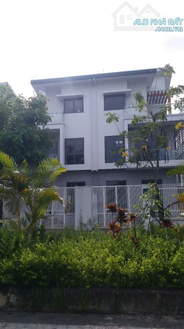 Bán biệt thự đơn lập Xuân Phương, 200m2, 4 tầng, sổ đỏ chính chủ, vị trí đẹp - 1