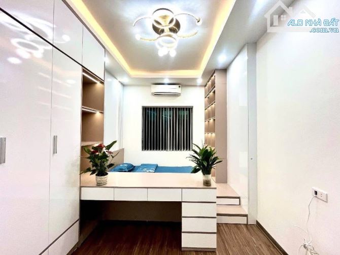 Cực rẻ - Nhà đẹp phố Đàm Quang Trung . Ngõ cực nông, sát phố. 30m2 x 5Tầng. Giá 6ty2 có TL - 1