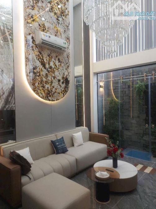 Rẻ nhất phường Bến Thành! Cần bán Gấp nhà riêng tại Lưu Văn Lang, Q1 (72,8m2)-Giá 5tỷ780 - 1