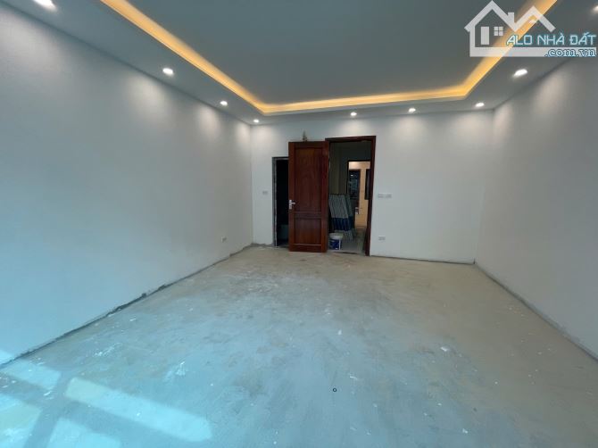 BÁN NHÀ 5 TẦNG THANG MÁY VĂN KHÊ, HÀ ĐÔNG - GIÁ CHỈ NGANG CĂN CHUNG CƯ THE MATRIX ONE - 1