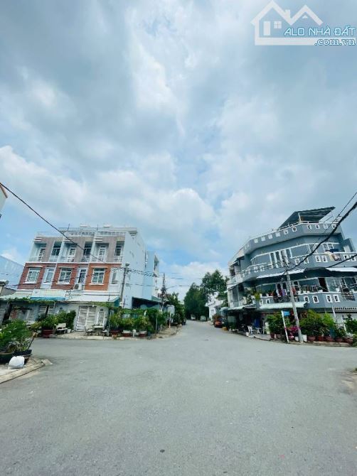 💥💥 BÁN NHÀ 2 TẦNG ĐƯỜNG NHỰA 12M NHỈNH 5 TỶ - DT: 5 X 18 THỰC TẾ 5 X 20 - KẾT CẤU: 2 TẦN - 1