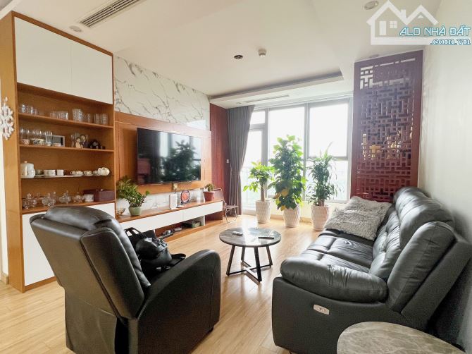 BÁN CĂN HỘ NGOẠI GIAO ĐOÀN N01-T2 DT 109,5M 3PN FULL NT VIEW HỒ SĐCC GIÁ 8,5 TỶ - 1