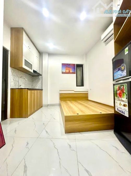 SIÊU PHẨM NGỌC THỤY DT50/100M2, 3 TẦNG, Ô TÔ TRÁNH, KINH DOANH BẤT CHẤP - 1