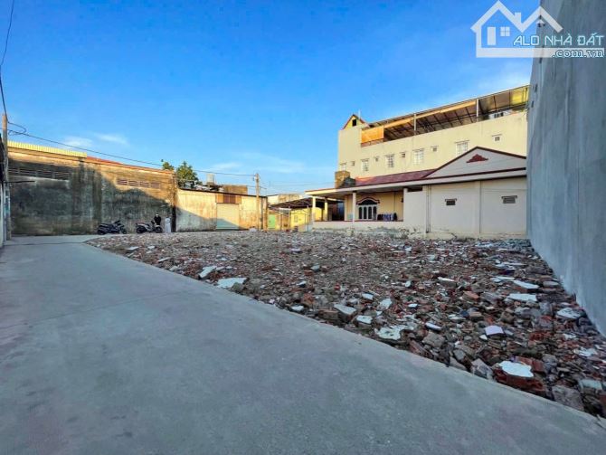 BÁN LÔ ĐẤT SỔ RIÊNG THỔ CƯ 100% GẦN CẦU MỚI P.HOÁ AN. Vị trí cách đường Bùi Hữu Nghĩa 100M - 1