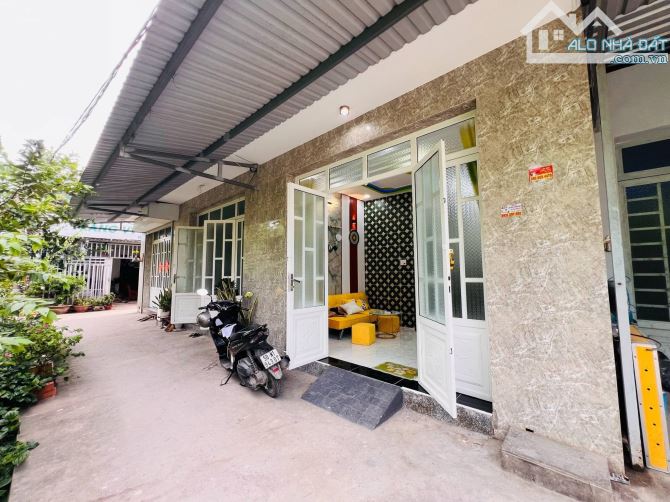 NHÀ MỚI 1 LẦU - SỔ HỒNG RIÊNG . GIÁ RẺ 1TỶ090 TRIỆU CÒN BỚT + FULL NỘI THẤT - 1