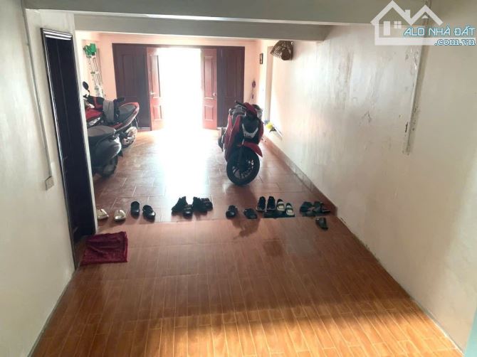 Chủ gửi bán căn nhà 3 tầng tại khu vật liệu điện Trang Quan, An Đồng, An Dương. t - 1