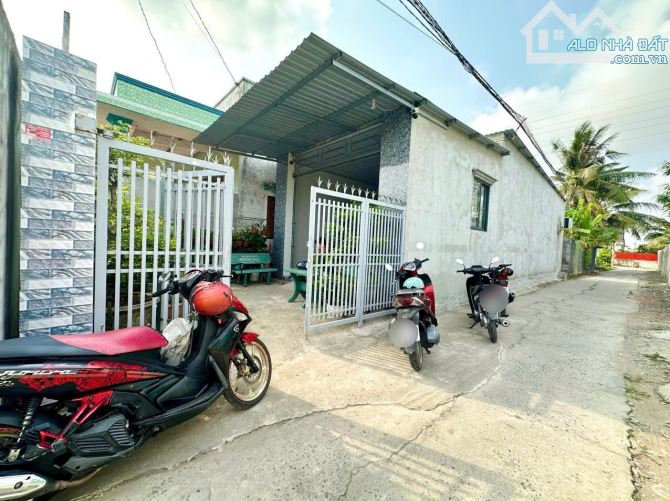 Nhà Cấp 4 Shr/ Đường Đinh Đức Thiện vào 750m/ Phước Lý Cần Giuộc - 1