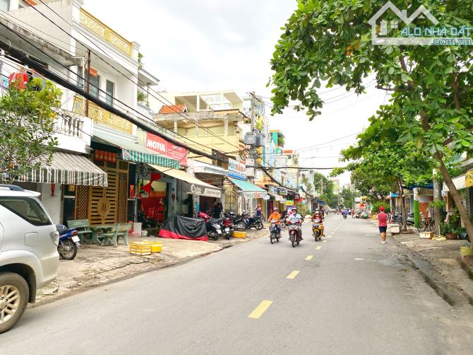 Nhà Cấp 4 Mặt Tiền Khuông Việt gần Đầm Sen, Tân Phú – Giá Tốt Chỉ 11.8 Tỷ – Sổ Riêng - 1