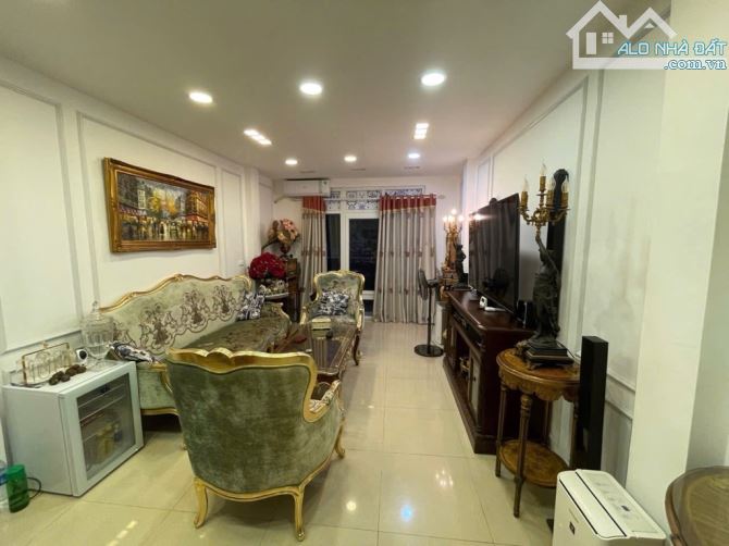 Bán nhà mặt phố cổ-Ngã sáu Cửa Nam-7 tầng thang máy