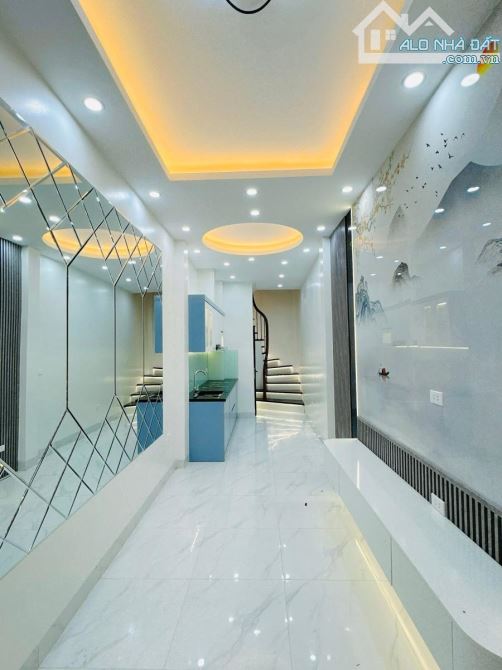 Đại La - Hai Bà Trưng nhỉnh 5 tỷ. Nhà đẹp tặng full nội thất - 1