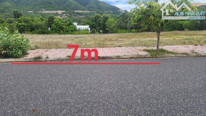 Bán Gấp Lô đất sạch đẹp 105m2 Khu Đô Thị Ven Sông Tắc Vĩnh Thái, đường 13, hướng ra sông - 1