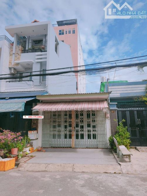 Mặt tiền đường số Q7 Tân Hưng 4,6x20m, nhà nát tiện xây mới 6 tầng - 1
