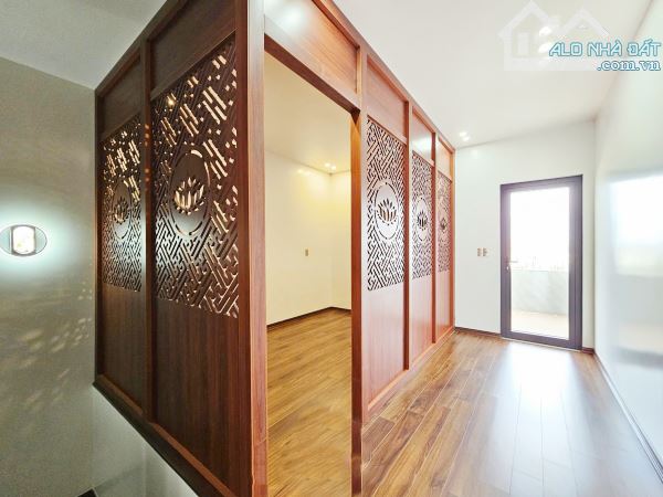 Bán nhà xây mới phân lô Tuyến 2 Lê Hồng Phong gần sân bay Cát Bi. DT 81m² x 4,5T Thang Máy - 12