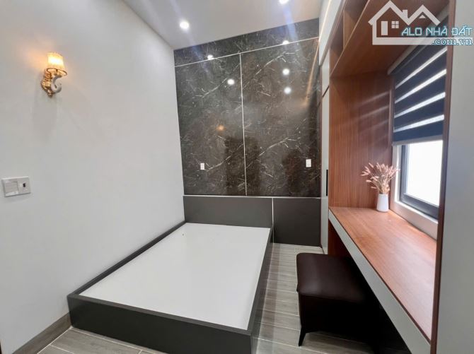 BÁN NHÀ 1 TRỆT 2 LẦU: Diện tích: 6,5 x 18m, nở hậu – tổng 122m²  PHÚ LỢI - 12