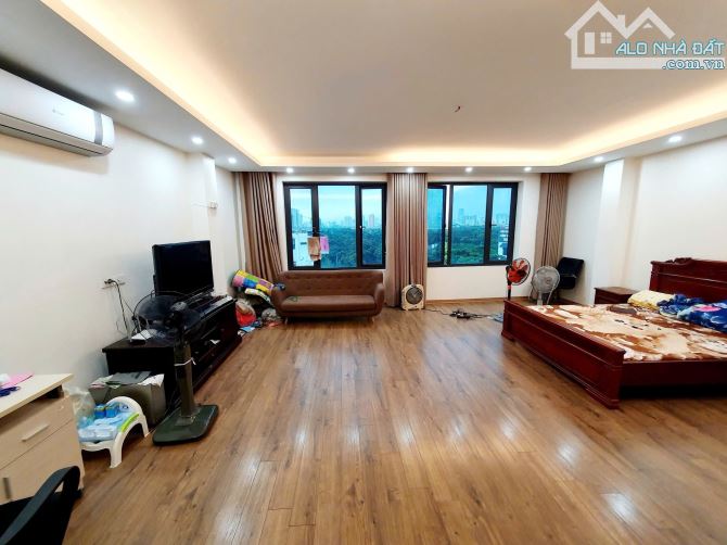 PHẠM VĂN ĐÔNG  NHÀ 5 TẦNG 105m 32 TỶ LÔ GÓC MẶT TIỀN 6m NỞ HẬỤ THÁNG MÁY Ở LUÔN - 2