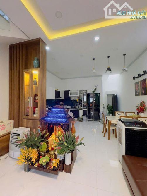 [2 tỷ 250]Nhà B1 Phạm Ngũ Lão,120m² sàn sử dụng, thổ cư 100%, ngang 5m - 2