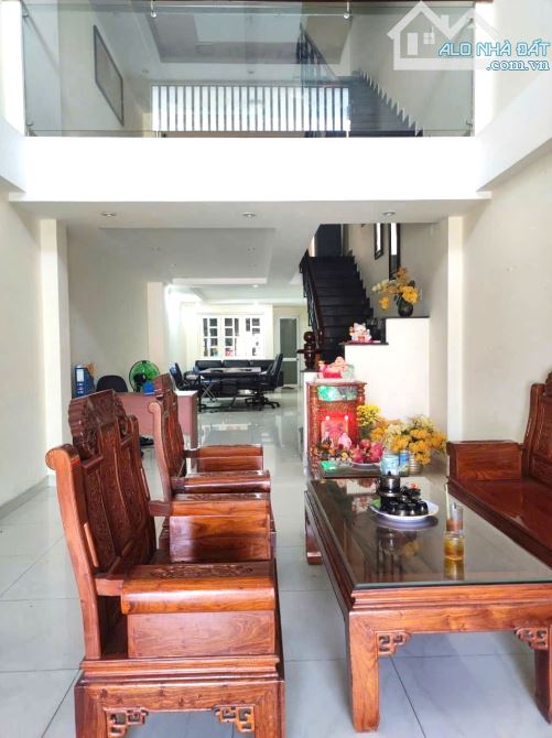 Bán Nhà Mặt Tiền Kinh Doanh Vị Trí Vàng 88m2_4x22m Gần Ngã 4 Gò Dưa Tam Bình Thủ Đức Chỉ - 2