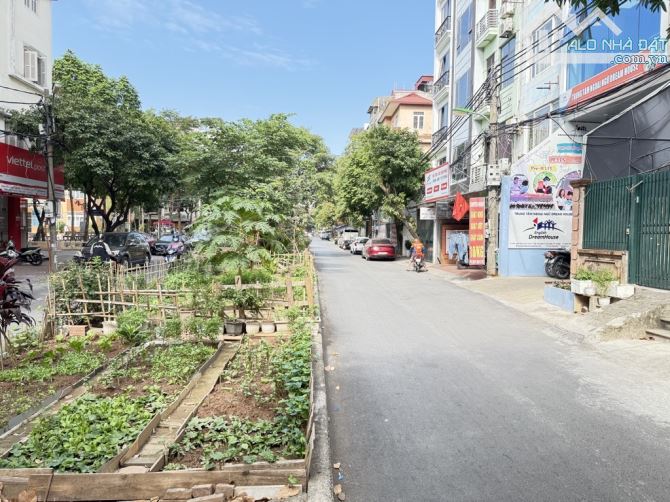 BÁN NHÀ MẶT PHỐ ĐẶNG THÙY TRÂM, 74M2. MT: 4,7M. - 2
