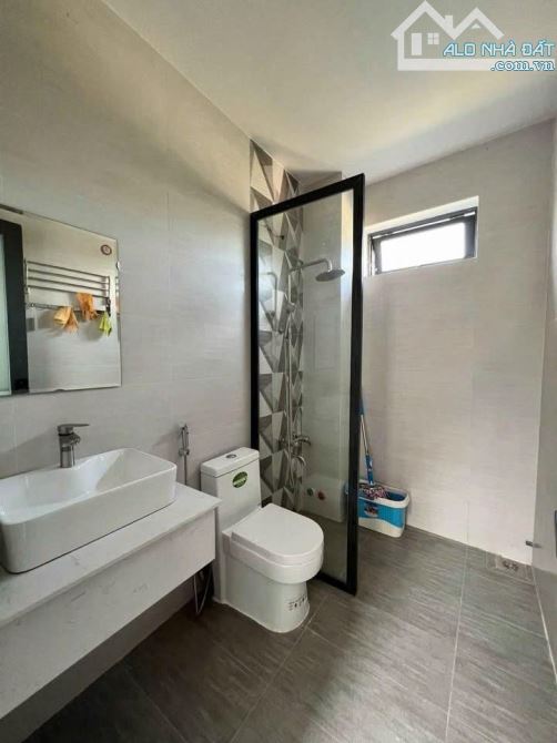 Nhà Hẻm Lương Định Của DT 76.9m2 Giá 2 tỷ 850 - Tây Nha Trang - 2