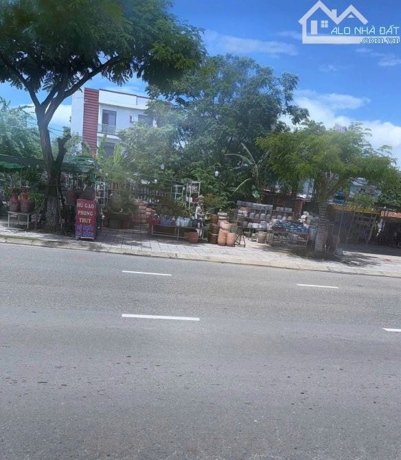 🏩 Bán đất vip mt đường 30m Hoàng Thị Loan, 100m2, 8.x tỷ tl - 2