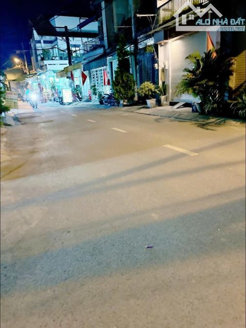 Bán trọ 10 phòng, 150m2, Ngay Nguyễn Thị Lắng, Củ Chi, Đường nhựa 8m, chỉ 1.7 ty - 2