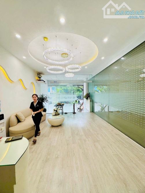 Bán gấp! Mặt phố Văn phú, Hà Đông 60m2, 8 tầng, lô góc, vỉa hè, kinh doanh, nhỉnh 29 tỷ - 2