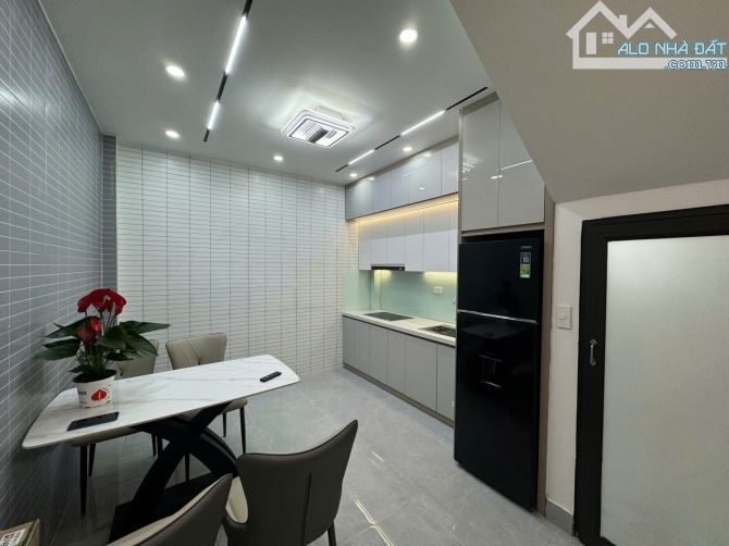 Bán nhà 5 tầng Khương Hạ, Thanh Xuân, ngõ thông, full nội thất, gần ô tô, giá 7.75 tỷ - 2
