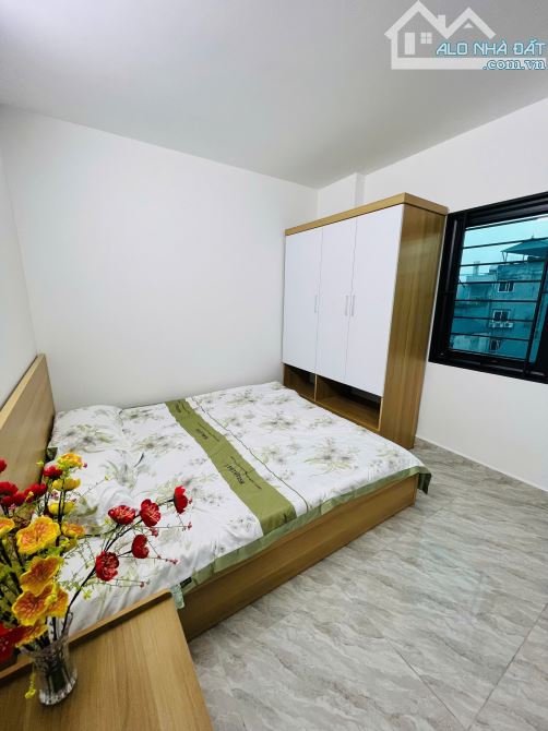 Cho Thuê CCMN 388 Phạm Văn Đồng Bắc Từ Liêm 25m2 Studio Cửa Sổ Full Nội Thất Thang Máy Ôto - 2