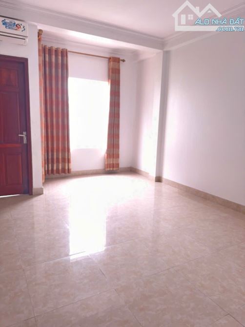 Bán nhà trung tâm Hà Đông, 37m2 NỞ HẬU, vị trí vàng hiếm nhà bán, giá hợp lý đầu tư - 2