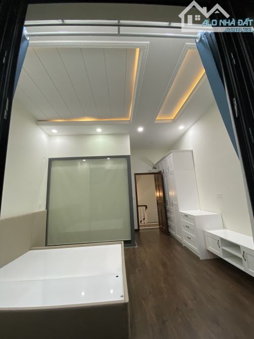 CC bán nhà MT Huỳnh Khương An, p5, DT 4x20m 4 tầng, giá 12,9 tỷ - 2