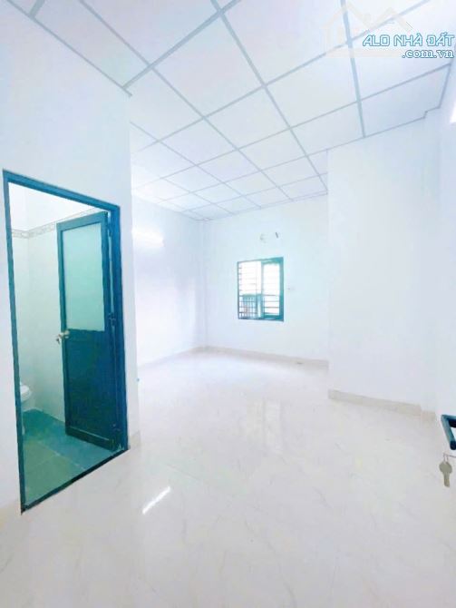 Bán nhà gần Goldview Q4 67m2 2 tầng BTCT 4,5tỷ quay đầu. - 2